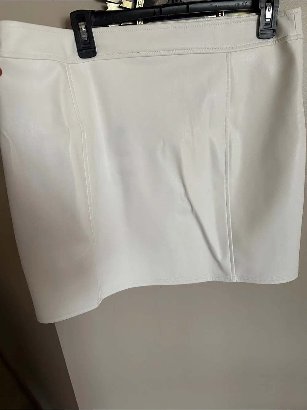 Express Women’s White Faux Leather Asymmetrical Zip Skirt NWT- Size 14
